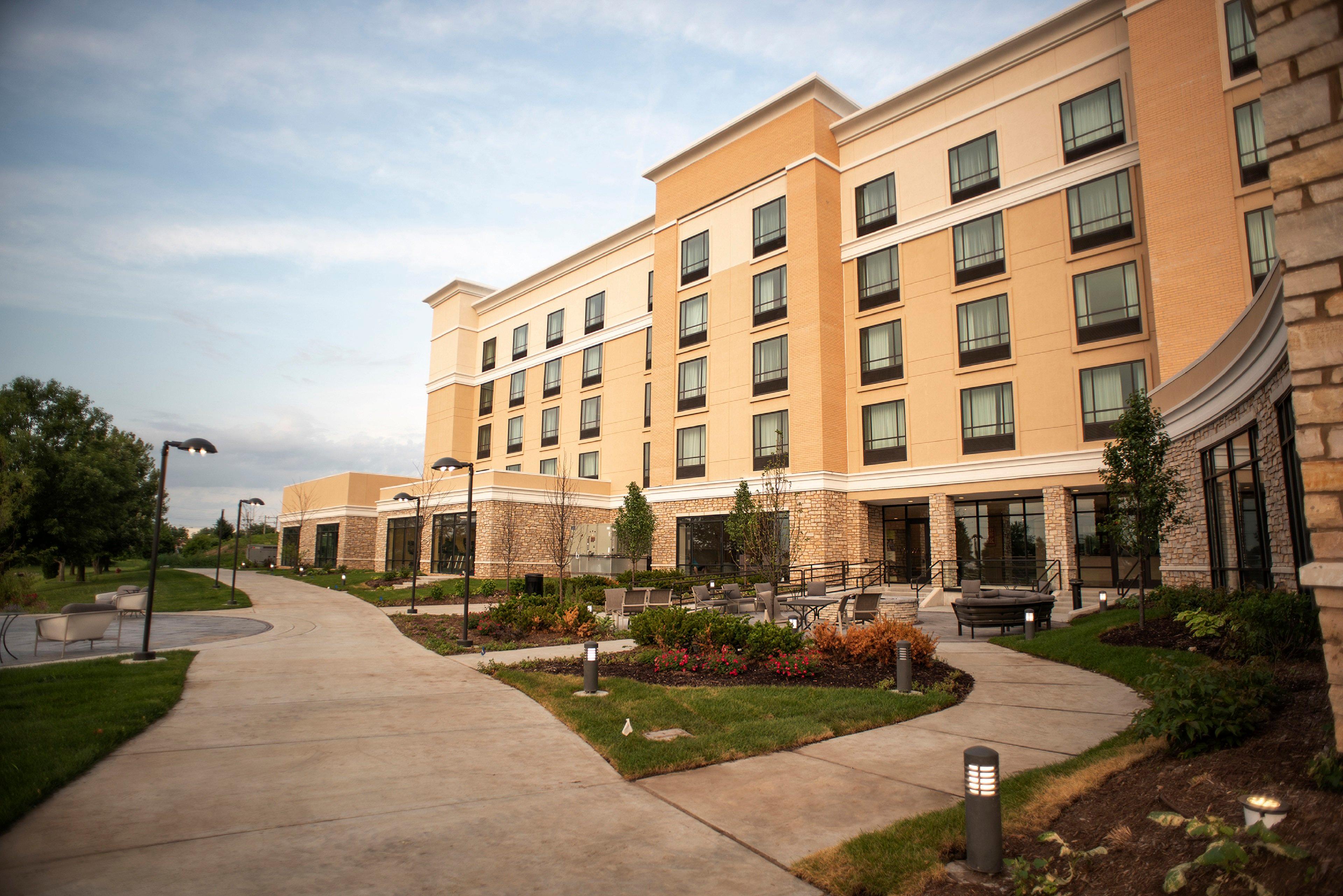 Holiday Inn Hotel & Suites - Joliet Southwest, An Ihg Hotel Exterior photo